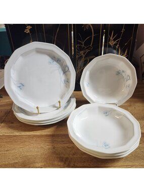 Hoya China Octagonal Plates & Bowls Set With Blue Floral Design Japan